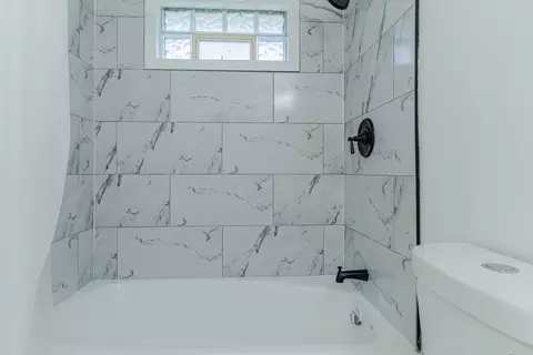 Bath - 15324 S Corbin St, Plainfield, IL 60544 photo 2 of 4