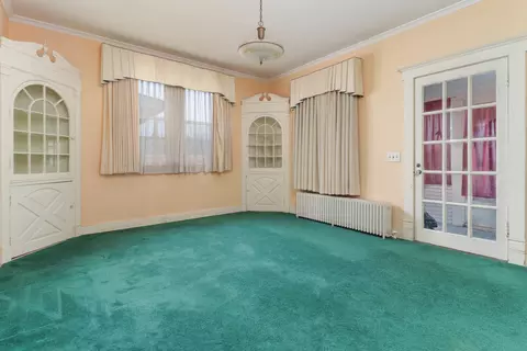 Living - 107 E Gridley Rd, Gridley, IL 61744 photo 3 of 4