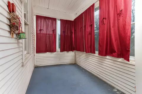 Exterior - 107 E Gridley Rd, Gridley, IL 61744 photo 3 of 7