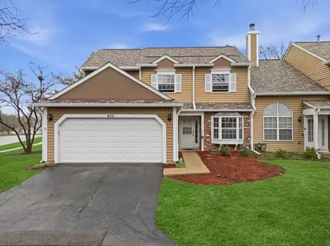 450 Ascot Ln, Streamwood, IL 60107