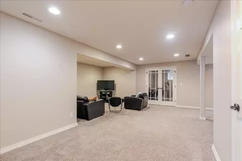 Living - 3138 Butterfly Dr, Normal, IL 61761 photo 2 of 2
