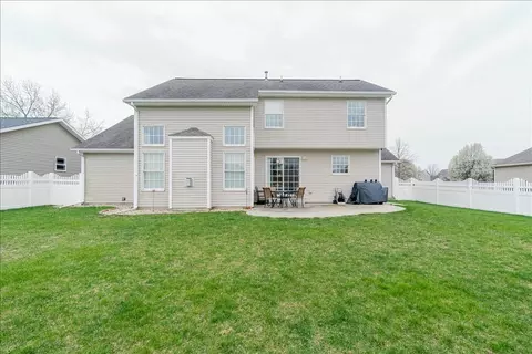 Exterior - 3138 Butterfly Dr, Normal, IL 61761 photo 5 of 8