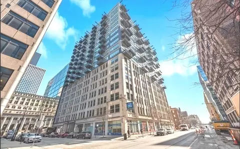 565 W Quincy St #1008, Chicago, IL 60661
