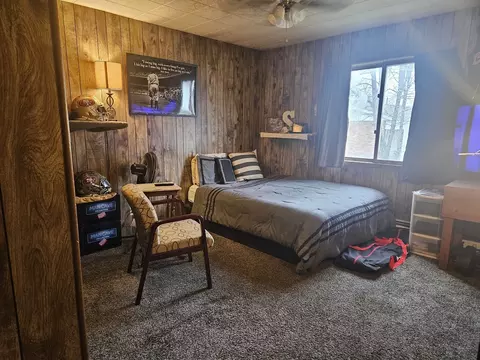 Bedroom - 1404 17th Ave, Viola, IL 61486 photo 1 of 3
