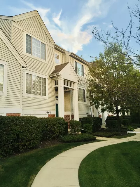 3467 Ravinia Cir, Aurora, IL 60504