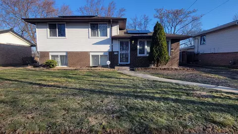6546 107th St, Chicago Ridge, IL 60415