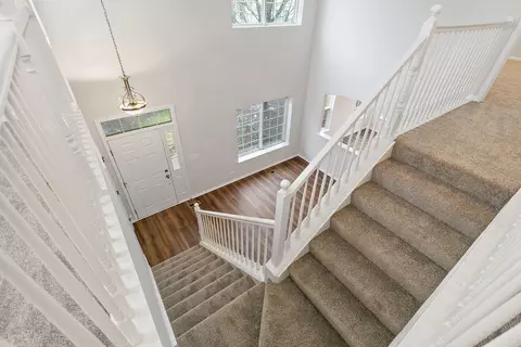 Entry Way - 3708 Munson St, Plano, IL 60545 photo 2 of 4