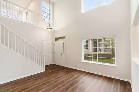 Living - 3708 Munson St, Plano, IL 60545 photo 1 of 5