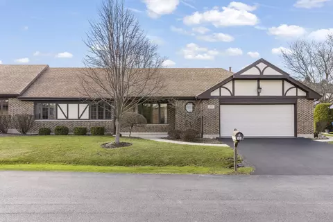 11532 Autobahn Dr, Palos Park, IL 60464