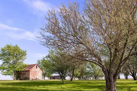 30474 E 325 North Rd, Le Roy, IL 61752 photo 25
