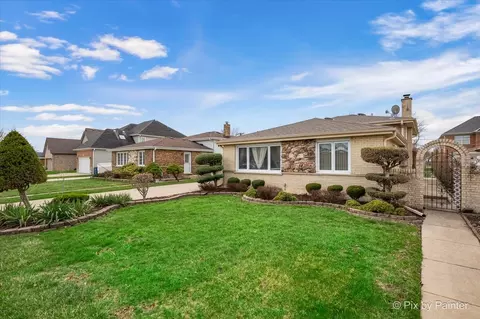 Exterior - 416 S Prospect Ave, Itasca, IL 60143 photo 3 of 6