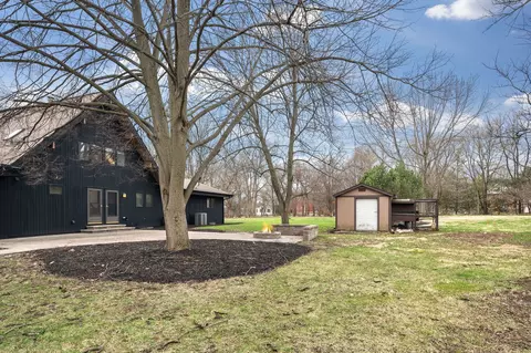 Exterior - 5 N584 Dunham Trails Rd, Wayne, IL 60184 photo 10 of 10