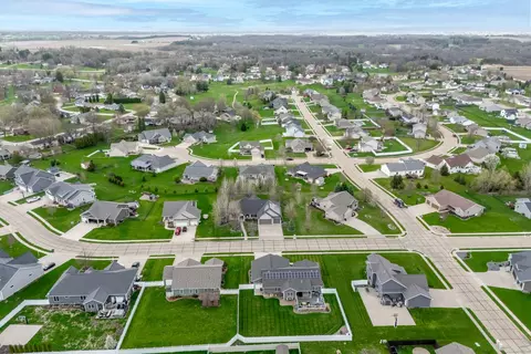 View/Area - 339 Hillside Dr, Eldridge, IA 52748 photo 3 of 3