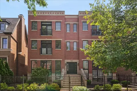 3625 N Lakewood Ave #1N, Chicago, IL 60613