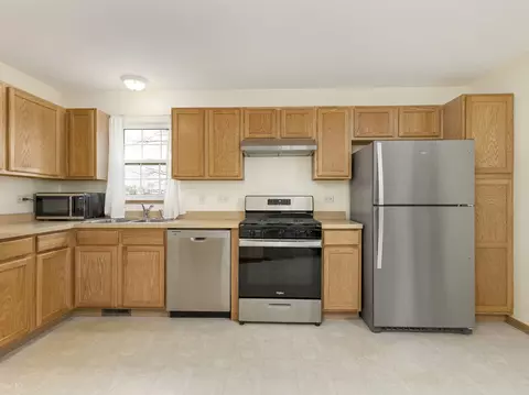 Kitchen - 4709 W Iris Ln, Monee, IL 60449 photo 3 of 3
