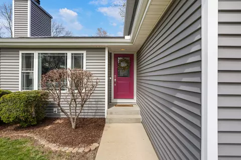 Exterior - 2106 Sumac Dr, Champaign, IL 61821 photo 3 of 6