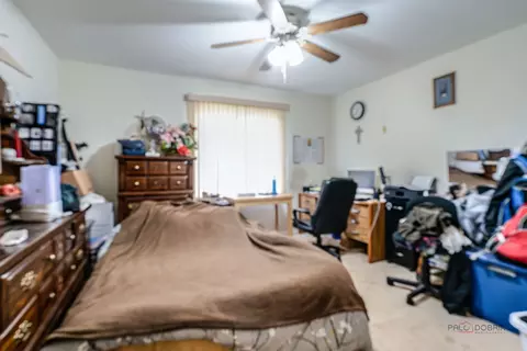 Bedroom - 1009 Hampton Ct, Mchenry, IL 60050 photo 2 of 2