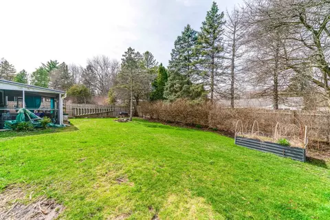 Exterior - 1009 Hampton Ct, Mchenry, IL 60050 photo 5 of 5
