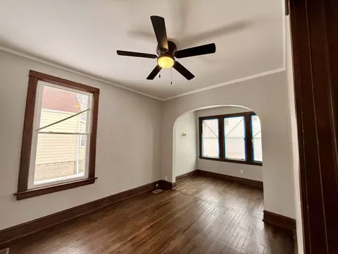 Living - Undisclosed, Chicago, IL 60636 photo 4 of 5