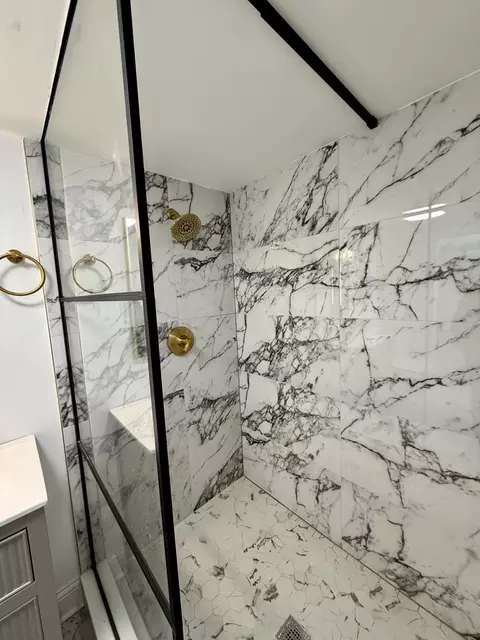 Bath - Undisclosed, Chicago, IL 60636 photo 3 of 4