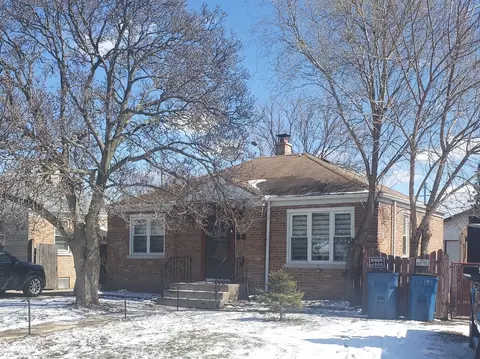 3427 Lonnquist Dr, Franklin Park, IL 60131