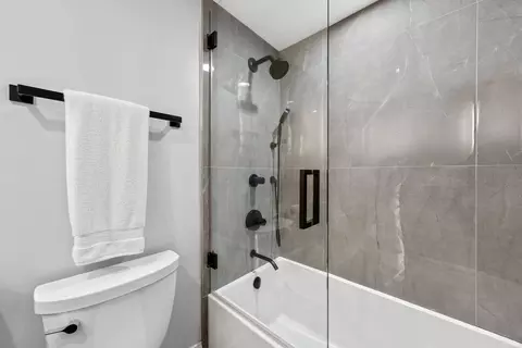 Bath - 180 E Pearson St #3702, Chicago, IL 60611 photo 5 of 5
