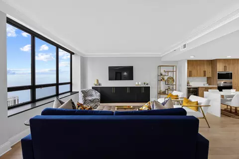 Living - 180 E Pearson St #3702, Chicago, IL 60611 photo 2 of 4