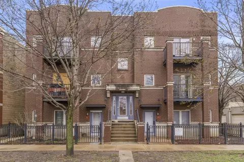 915 S Lytle St #102, Chicago, IL 60607