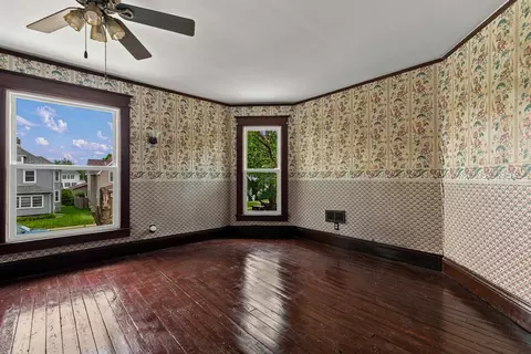 Bedroom - 1819 15th St, Moline, IL 61265 photo 3 of 6