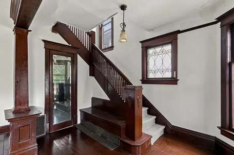 Entry Way - 1819 15th St, Moline, IL 61265 photo 2 of 3