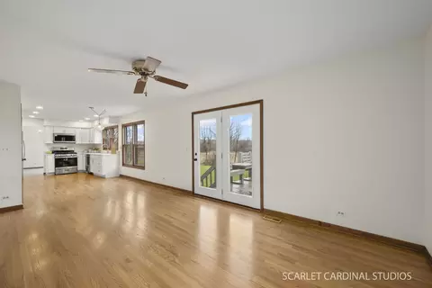 Living - 749 Holly Dr, Bartlett, IL 60103 photo 4 of 4