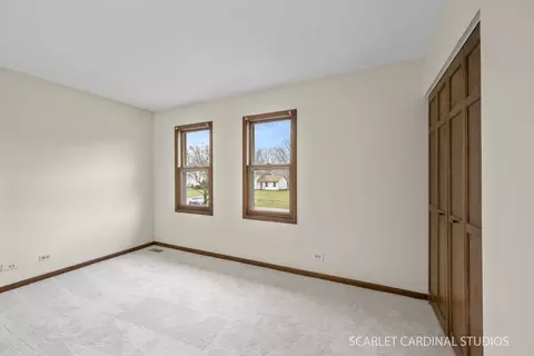 Bedroom - 749 Holly Dr, Bartlett, IL 60103 photo 3 of 4