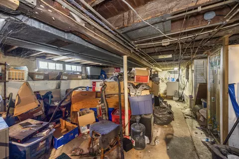 Entry Way - Undisclosed, Spring Valley, IL 61362 photo 1 of 1