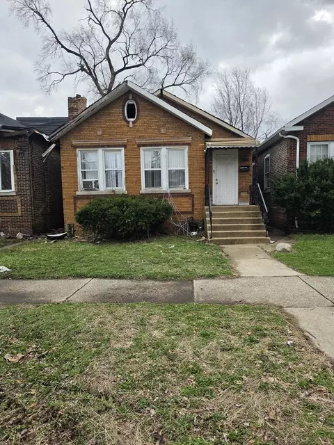14129 S Dearborn St, Riverdale, IL 60827