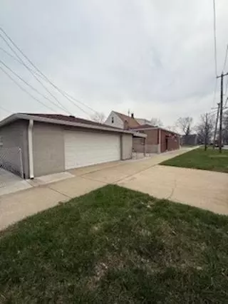 Exterior - 2900 E 101st St, Chicago, IL 60617 photo 4 of 4