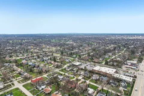 View/Area - 3202 Dell Pl, Glenview, IL 60025 photo 3 of 3