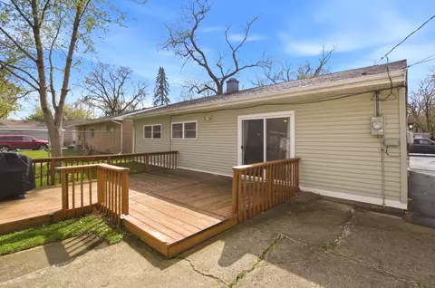 Exterior - 16237 Homan Ave, Markham, IL 60428 photo 6 of 8