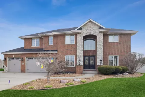 17919 Semmler Ct, Tinley Park, IL 60487