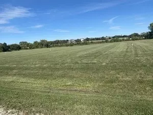 36641 Devon Ct, Wadsworth, IL 60083