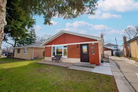 9342 Austin Ave, Oak Lawn, IL 60453