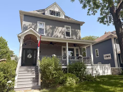 3239 Wesley Ave, Berwyn, IL 60402
