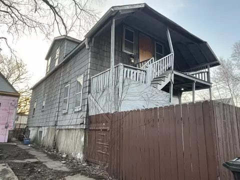 Exterior - 6530 S Carpenter St, Chicago, IL 60621 photo 4 of 5