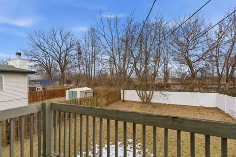 Exterior - 2736 E Goodrich Ave E, Burnham, IL 60633 photo 2 of 5