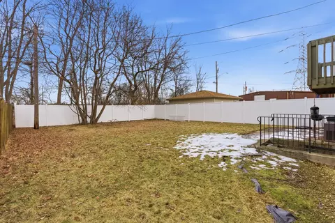 Exterior - 2736 E Goodrich Ave E, Burnham, IL 60633 photo 4 of 5