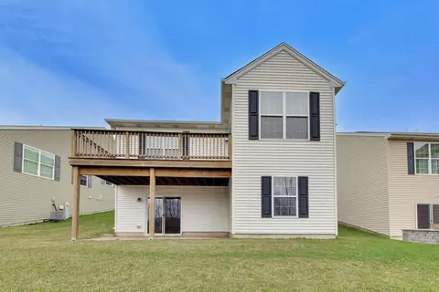 Exterior - 1824 Alta Dr, Volo, IL 60020 photo 4 of 7