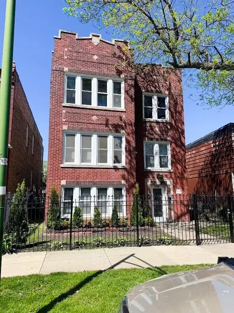 6728 S Langley Ave, Chicago, IL 60637