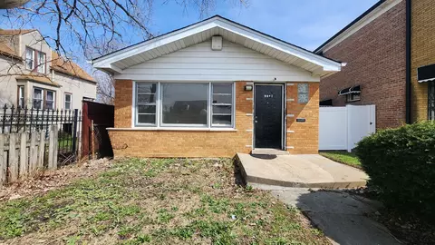 9061 S Parnell Ave, Chicago, IL 60620