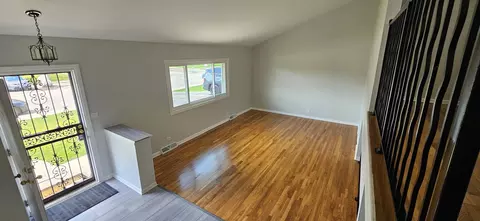 Living - 9449 Dee Rd, Des Plaines, IL 60016 photo 4 of 5