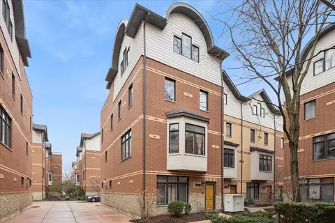 1026 Baldwin Ln, Oak Park, IL 60302