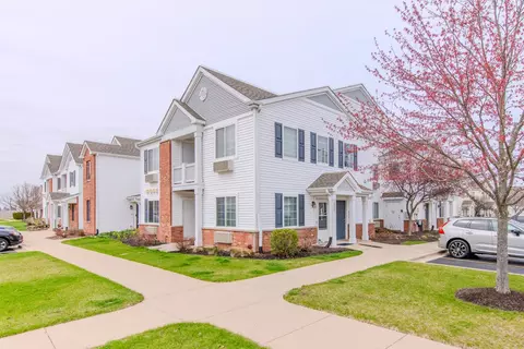 154 Bertram Dr #P, Yorkville, IL 60560